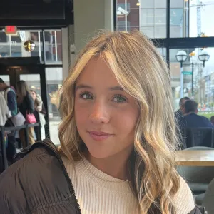 Ella - Mathematics tutor - Howell
