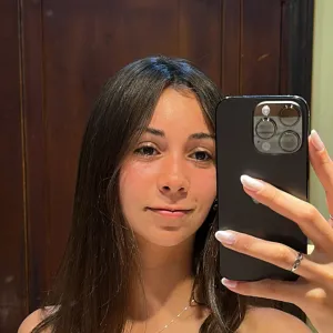 Agustina - profesor de inglés - Nueva Palmira