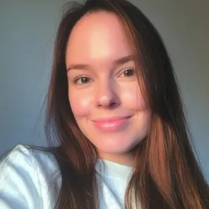 Demi - Guitar tutor - Halifax