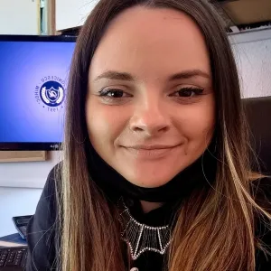 Mihaela - Profesor de matematică - București