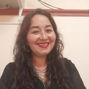 Mariela - Profesor de lenguaje y comunicación - Angol