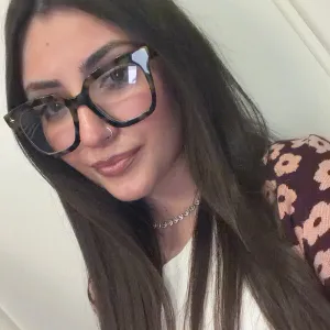 Francesca - Insegnante di ripetizioni - Brolo