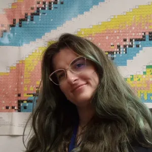 Claudia - Profesor de fizică matematică - Brașov