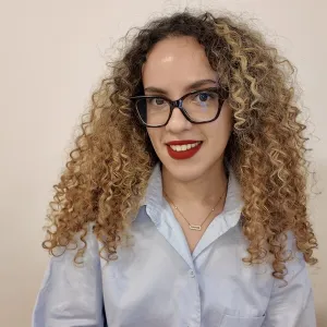 Chaymae - professeur d'anglais - Colombes