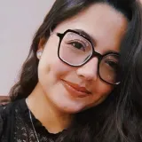 Gabriela - Prof de história - Pinhais