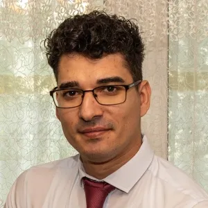 Alexandru - Profesor de matematică - București
