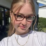 Julie - Lehrkraft für Deutsch - Wunstorf