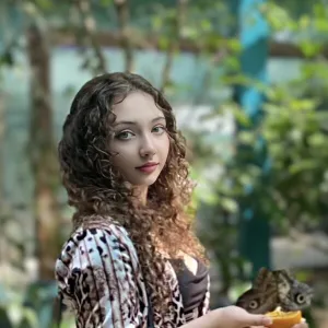 Ana - Profesor de Engleză - București