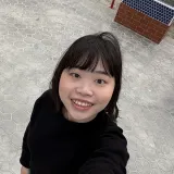 Peiyu - 英文老师 - 何明里