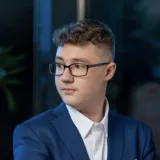 Samuel - Profesor de informatică - București