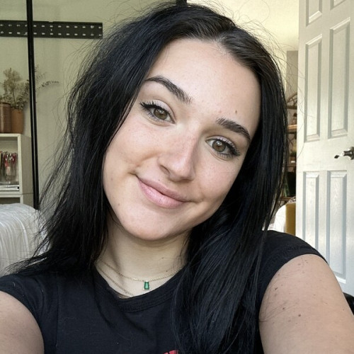 Alyssa Rata Alyssa - English tutor - 18£/h