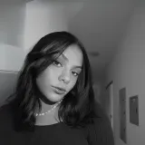 Gabriela - Professor de português para estrangeiros - Cristália
