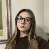 Nadine - Insegnante di aiuto compiti - Lavaiano