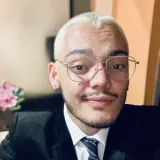 Andres - profesor de psicología - San Pedro