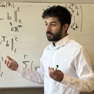 Ayman - professeur de mathématiques - Paris