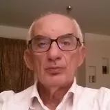 Αθανάσιος - Καθηγητής Μαθηματικών - Πάτρα