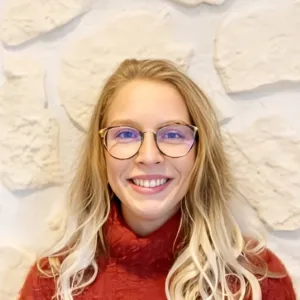Isla - Piano Tutor - York