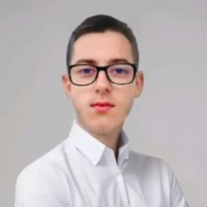Corentin - professeur d'économie - Bléré