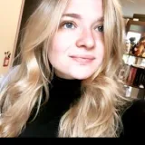 Natacha - Prof de droit - Paris