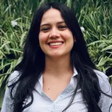 Laura - profesor de inglés - Funza