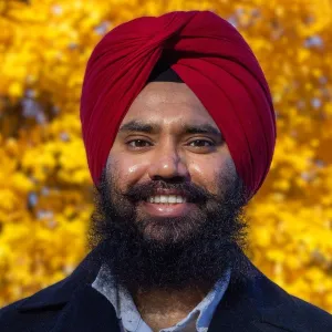 Lovepreet - Biology tutor - Lightsview