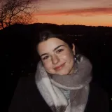Katarina - nastavnik za upis u poslovnu školu - Београд