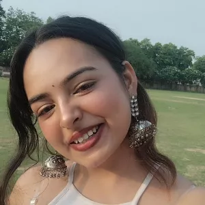Shambhavi - English tutor - New Delhi