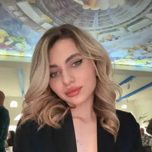Ema - Profesor de pedagogie - Constanța