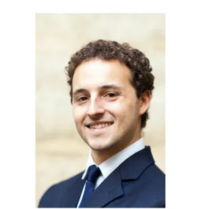 Antoine - professeur de law - Paris