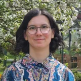 Maia - Profesor de biologie - Sibiu