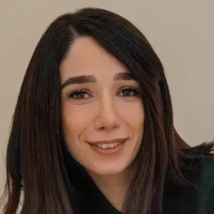 Zahra - English tutor - Austral