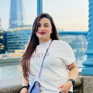 Akshita - English tutor - Slough