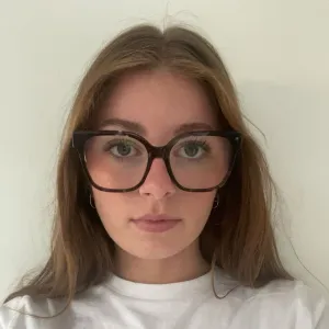 Louann - professeur de français scolaire - Saint-Marcel