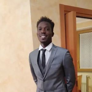 Isak - Italian teacher - Dublin