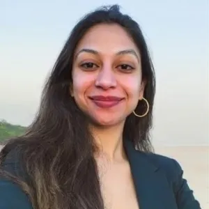 Hina - Computer programming tutor - Charlotte