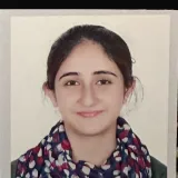 Manahil - Maths tutor - Derby