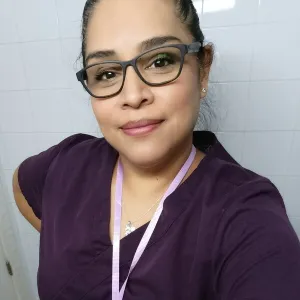 Romy - profesor de enfermería - Córdoba