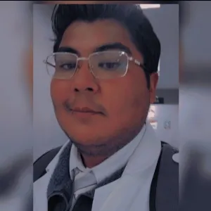 Carlos - profesor de medicina - Durango
