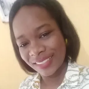 Noemi - Profesor de informática básica - Santo Domingo