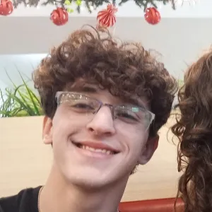 Fetuchinimeid - profesor de reforzamiento académico - San Juan