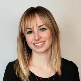Nina - Piano tutor - Vancouver
