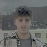 Adrian - Profesor de matematică - Iași