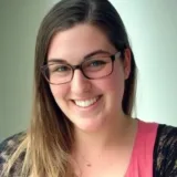 (E) Gia - Guitar tutor - Nanaimo