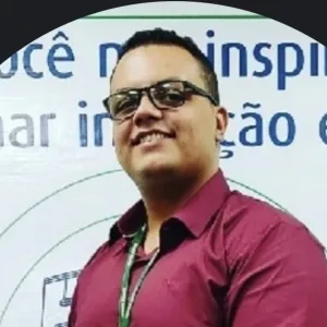Lucas - Prof de matemática - Vila São João
