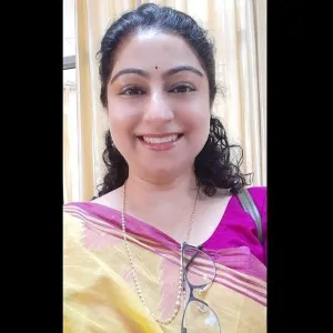 P NIDHI - Economics tutor - Delhi