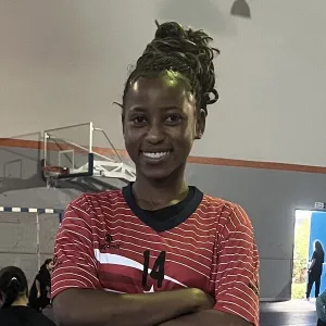 Sarah - Coach sportif - Martil