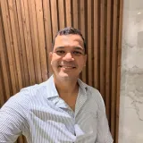 César - profesor de español para extranjeros - Panamá