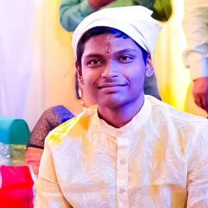 Maihar - Piano teacher - Varanasi