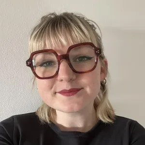 Manon - Prof de Yoga - Strasbourg