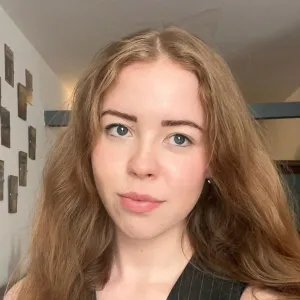 Cerys - English tutor - London